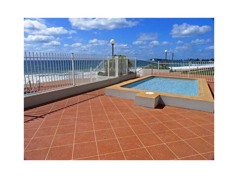 11 Ocean Street, Narrabeen NSW 2101