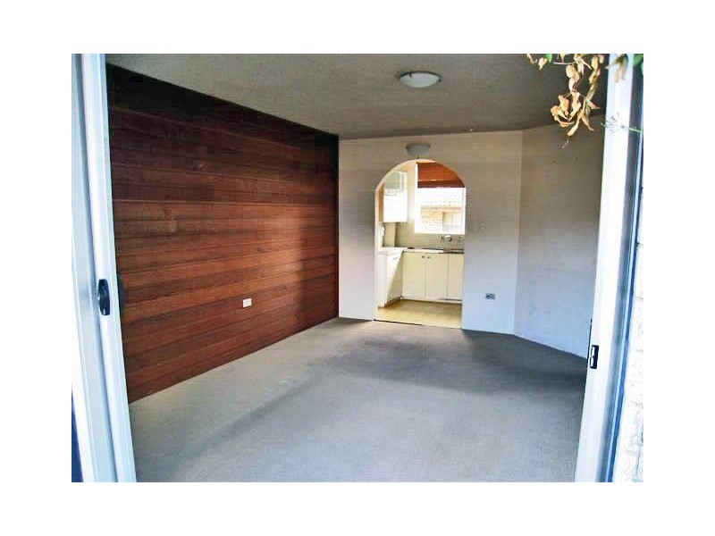 11/10 Queens Parade West, Newport NSW 2106