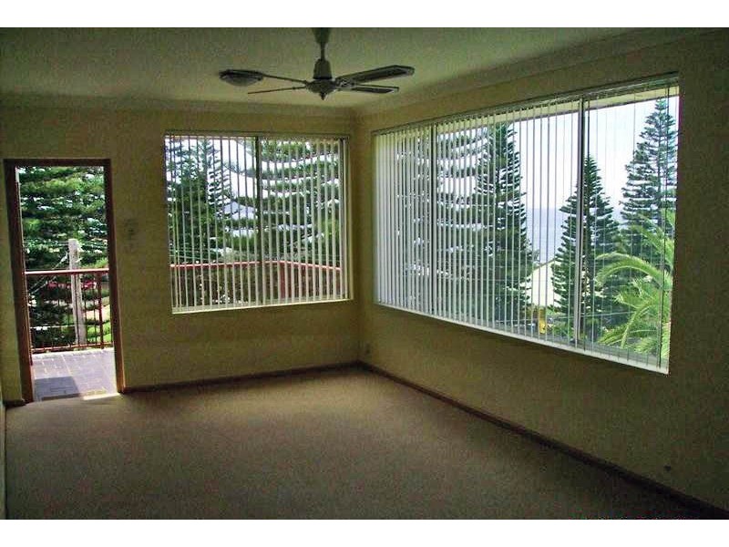 4/3 Birdwood Avenue, Collaroy Beach NSW 2097