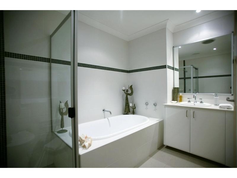 4/3 Fantail Ave, Warriewood NSW 2102