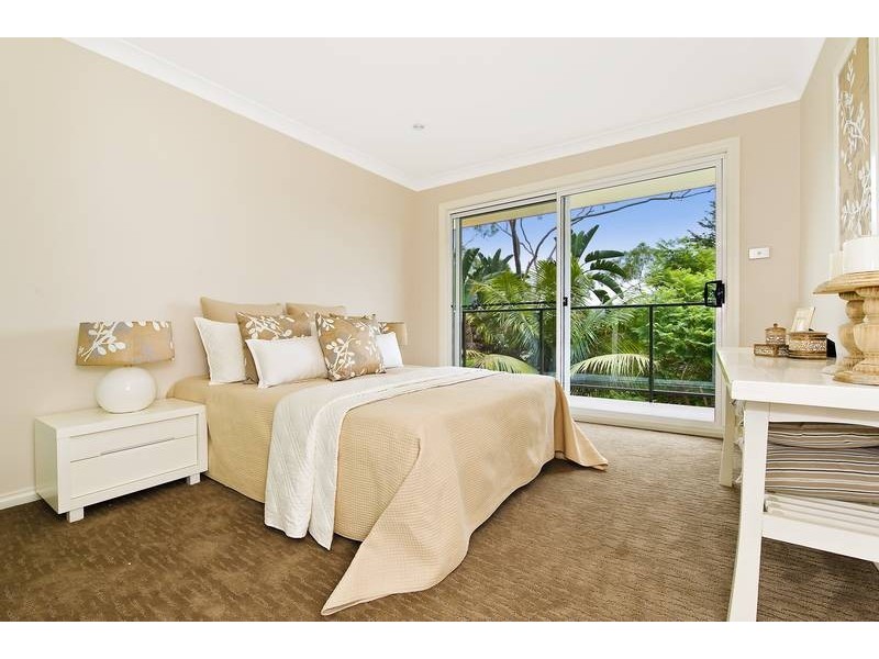 37 Kananook Avenue, Bayview NSW 2104