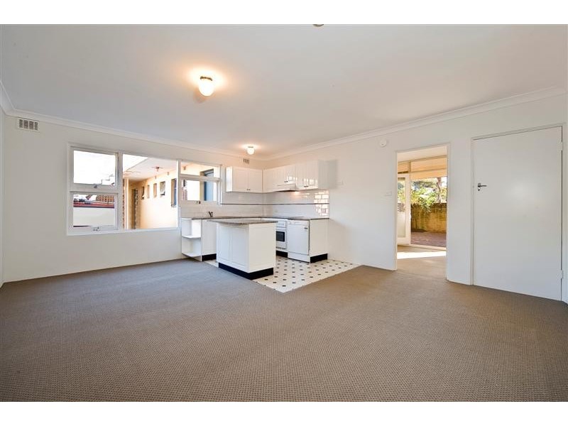 2/45-47 Lagoon Street, Narrabeen NSW 2101