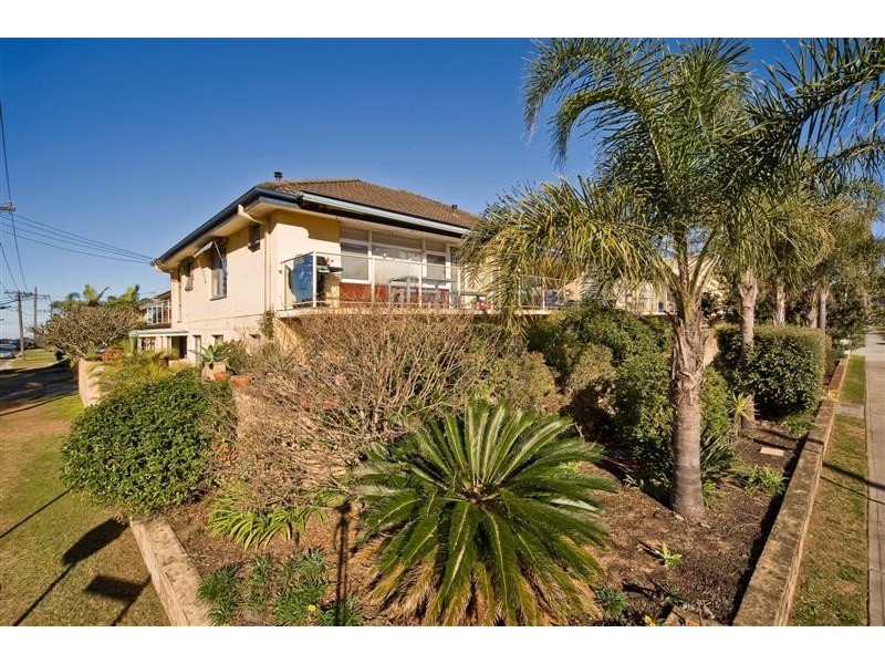 2/45-47 Lagoon Street, Narrabeen NSW 2101