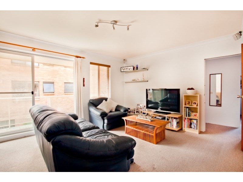 4/32 Seabeach Ave, Mona Vale NSW 2103