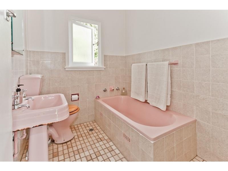115 Barrenjoey Rd, Mona Vale NSW 2103