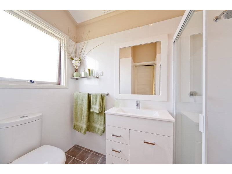 19 Vineyard St aka 1 Lexia Close, Mona Vale NSW 2103