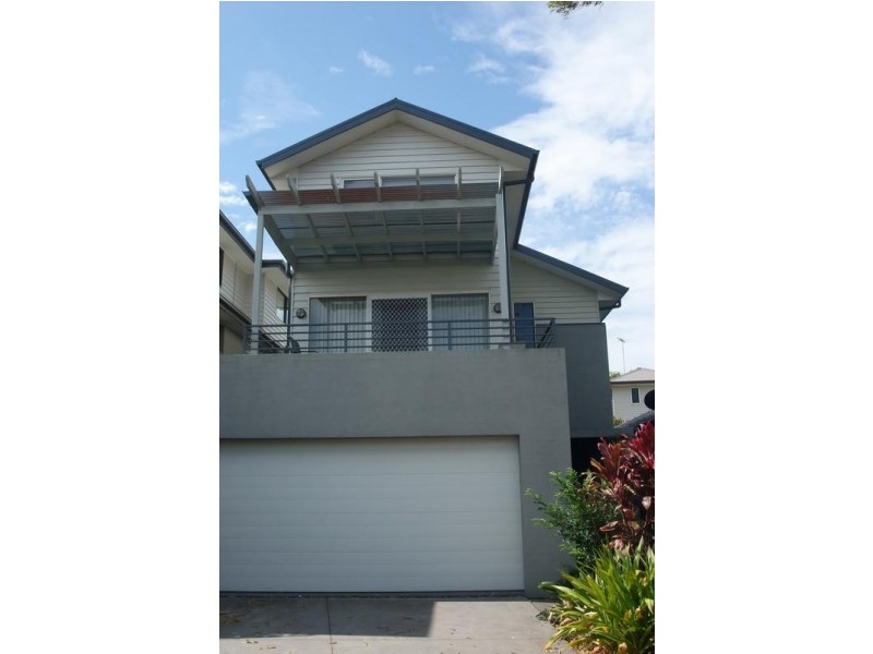 2 Eucalyptus Close, Warriewood NSW 2102