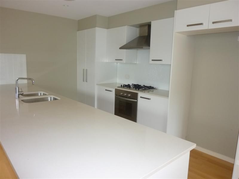 2 Eucalyptus Close, Warriewood NSW 2102