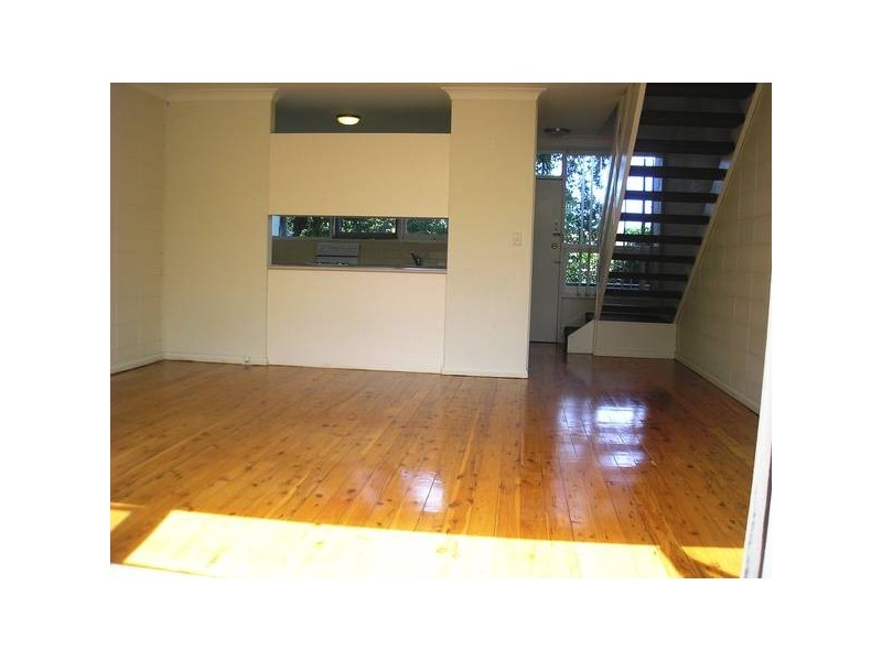 2/117 Darley Street, Mona Vale NSW 2103