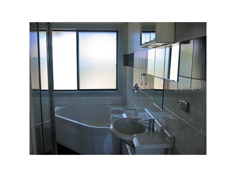 63 Narrabeen Park Parade, Warriewood NSW 2102