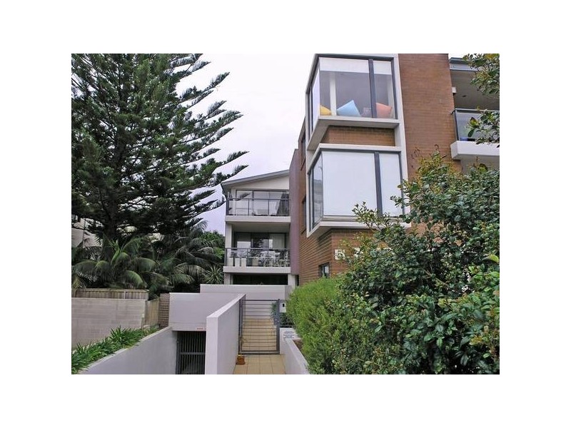 2/5 Darley Street, Mona Vale NSW 2103