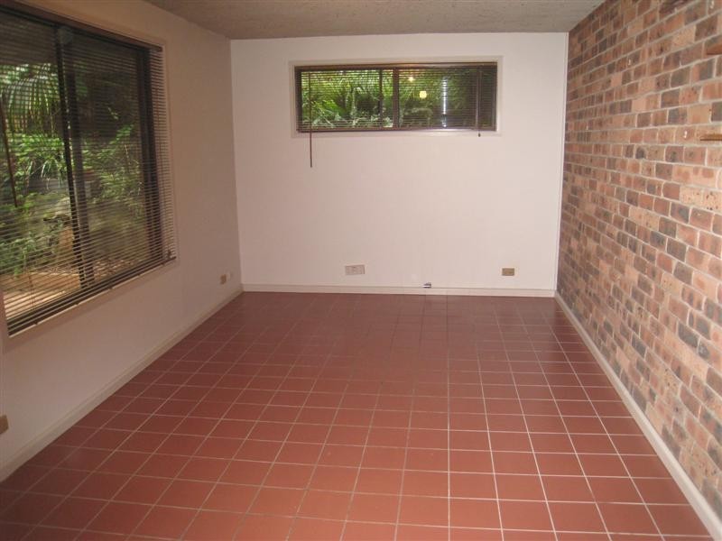 10A Wakooka Avenue, Elanora Heights NSW 2101