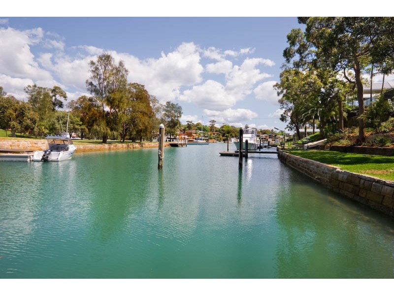 98 Crescent Road, Newport NSW 2106