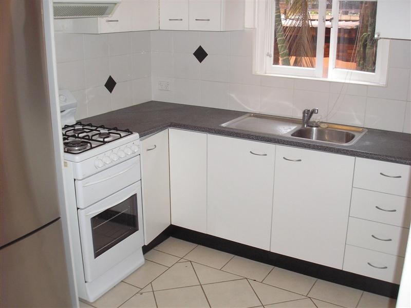 2/27 Nullaburra Road, Newport NSW 2106