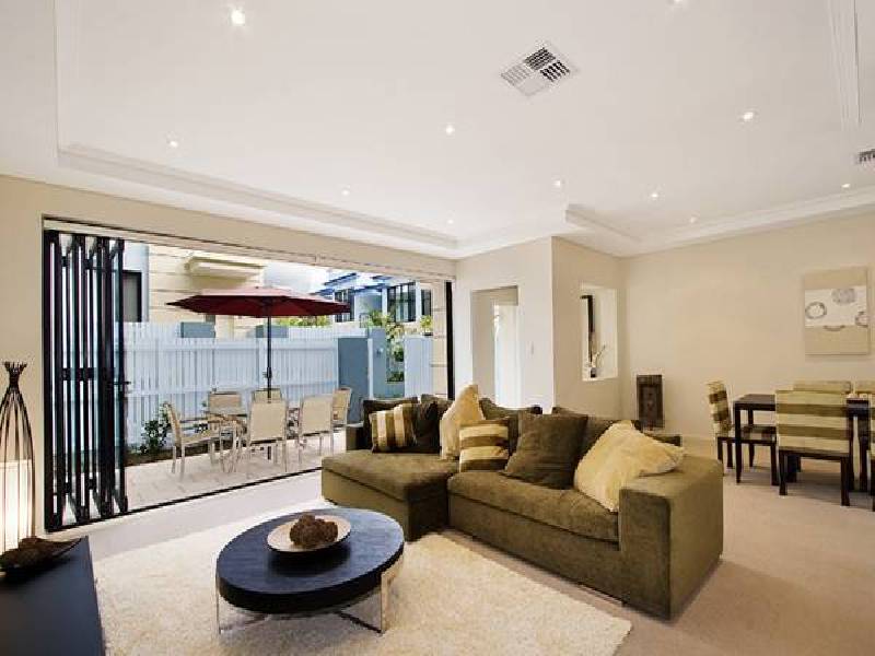 34-36 Golf Ave, Mona Vale NSW 2103