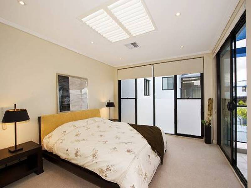 34-36 Golf Ave, Mona Vale NSW 2103