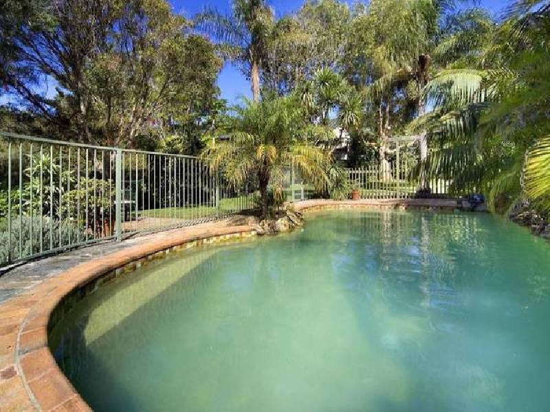 Queens Parade East, Newport NSW 2106