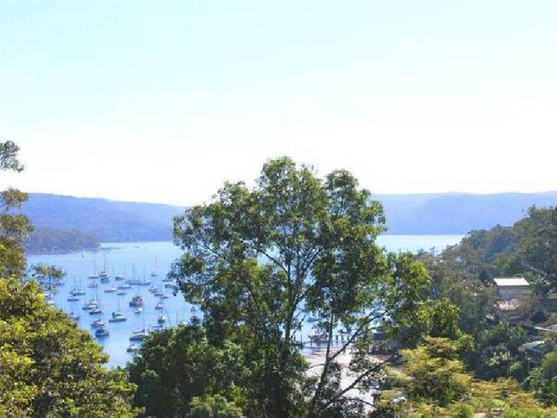 Elvina Ave, Newport NSW 2106