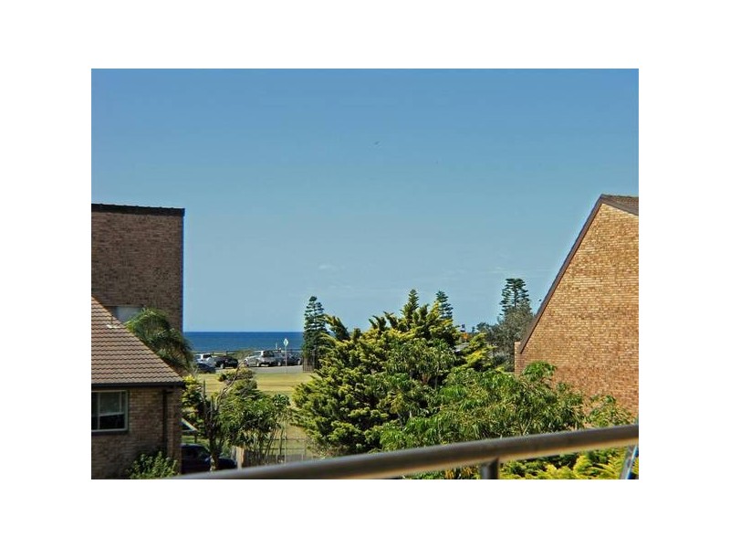 2/5 Terrol Crescent, Mona Vale NSW 2103