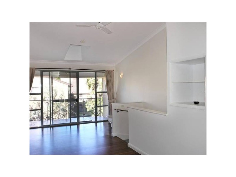 2/5 Terrol Crescent, Mona Vale NSW 2103