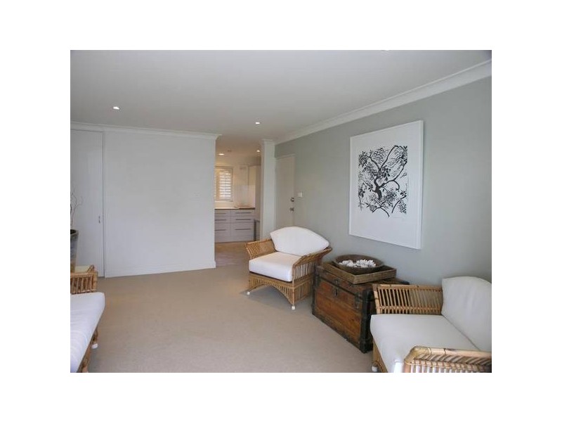 9/13 Darley St, Mona Vale NSW 2103