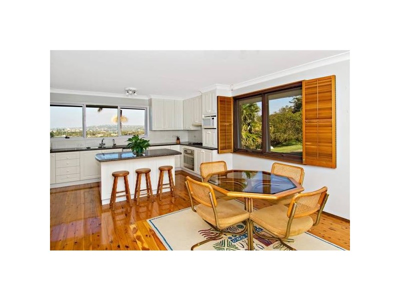 40 Lakeview Pde, Warriewood NSW 2102