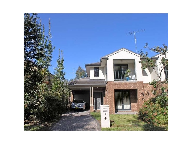 8 Banksia Pde, Warriewood NSW 2102