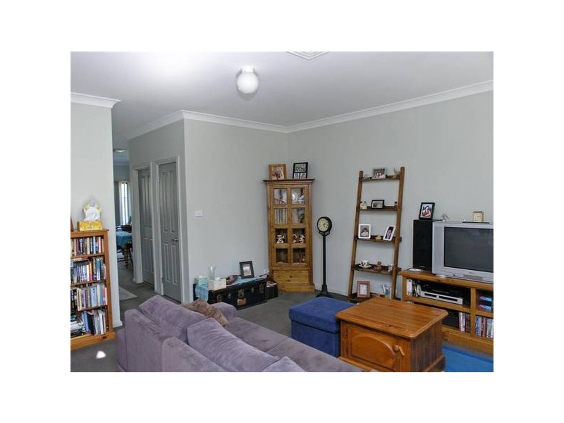 8 Banksia Pde, Warriewood NSW 2102