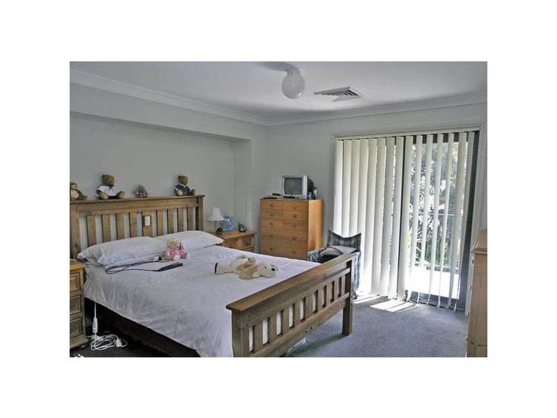 8 Banksia Pde, Warriewood NSW 2102