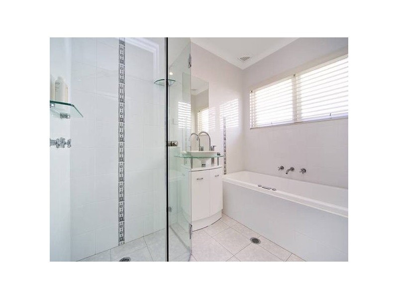 17a Trevor Road, Newport NSW 2106