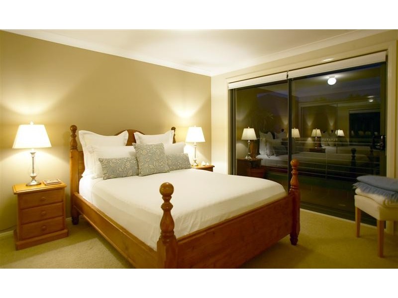 4/3 Fantail Ave, Warriewood NSW 2102