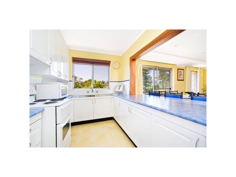 8/2-6 Robertson St, Narrabeen NSW 2101