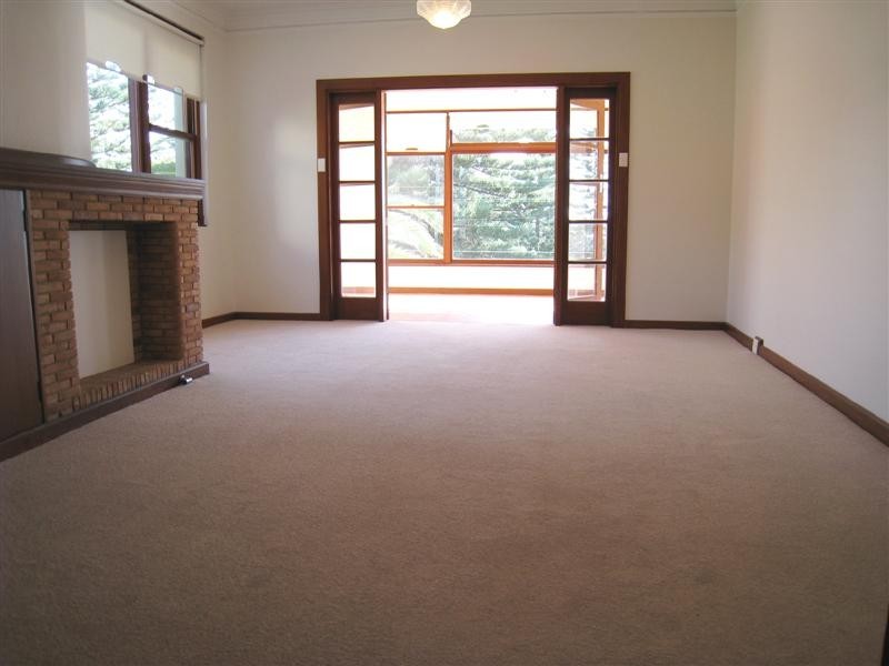 2/7 Birdwood Avenue, Collaroy Beach NSW 2097