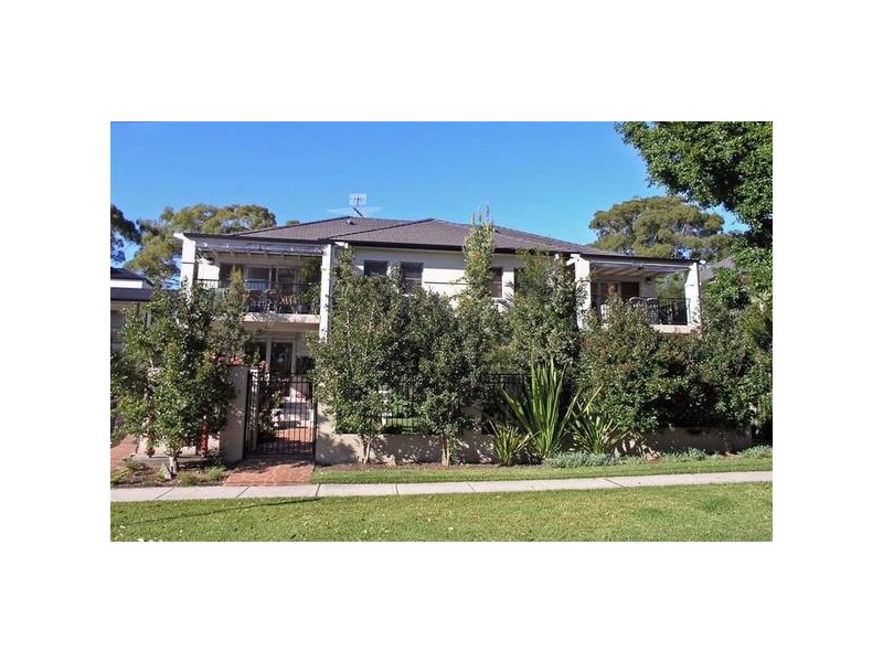 8/182-184 Powderworks Rd, Elanora Heights NSW 2101