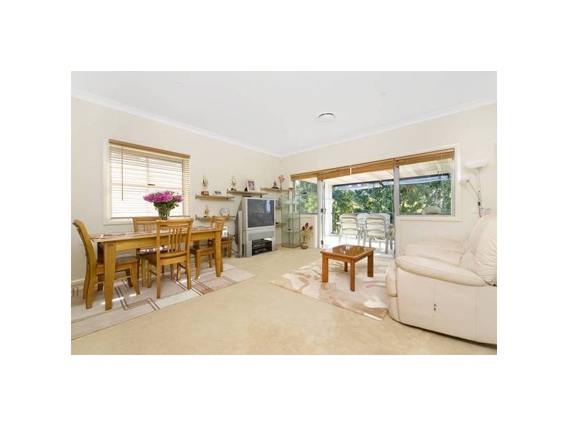 8/182-184 Powderworks Rd, Elanora Heights NSW 2101