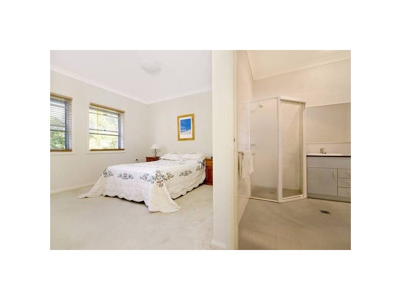 8/182-184 Powderworks Rd, Elanora Heights NSW 2101