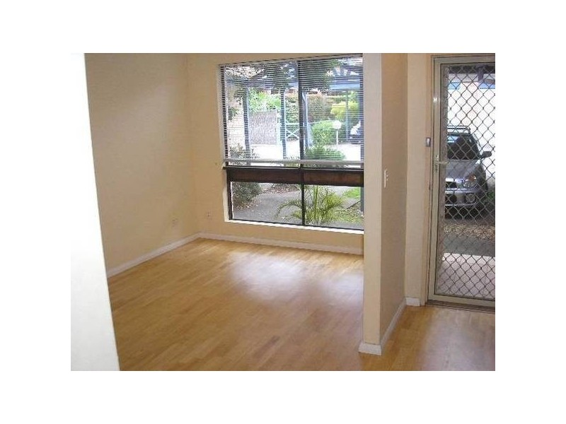 18/30 Macpherson Street, Warriewood NSW 2102