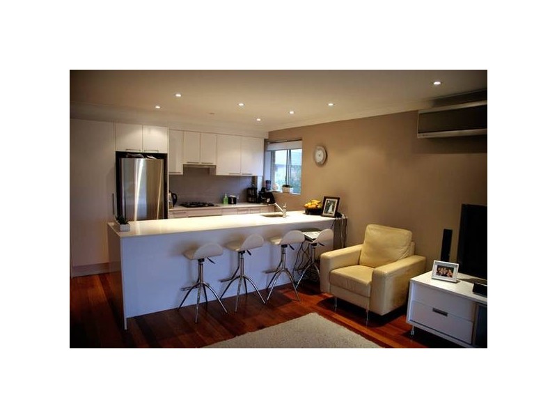 8/91 Lagoon St, Narrabeen NSW 2101