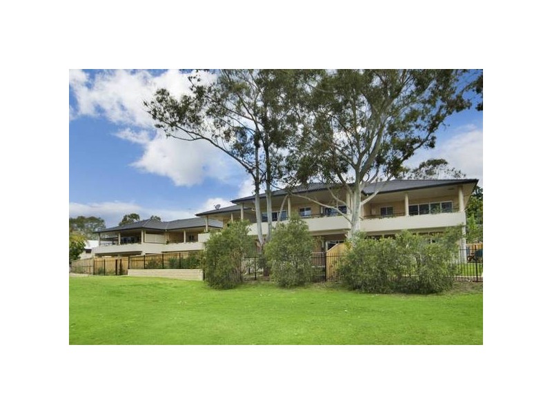 2/153-155 Powderworks Rd, Elanora Heights NSW 2101