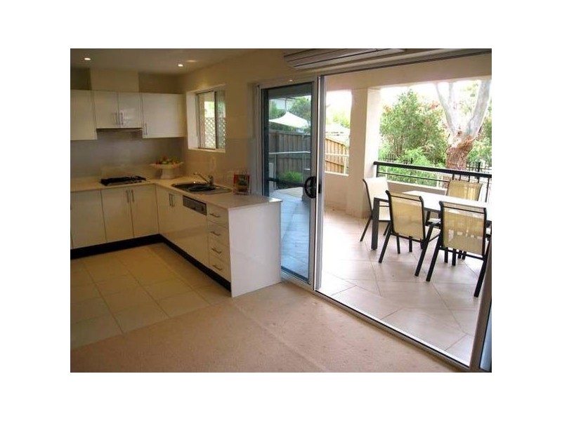 2/153-155 Powderworks Rd, Elanora Heights NSW 2101