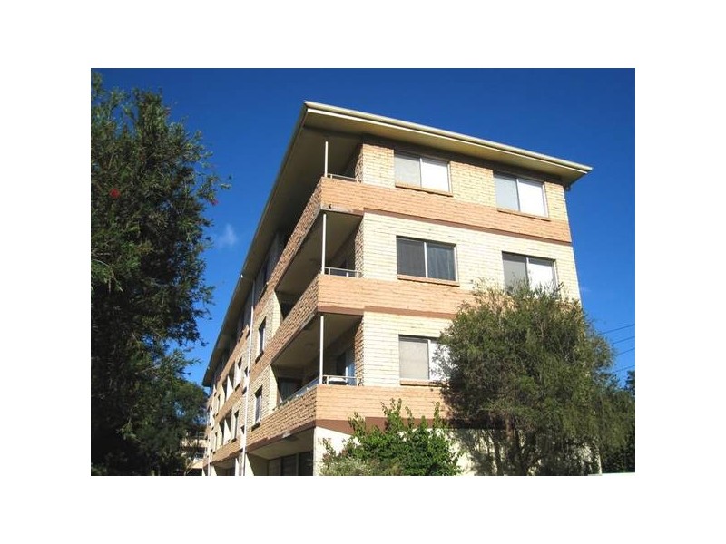 4/3 Bassett St, Mona Vale NSW 2103