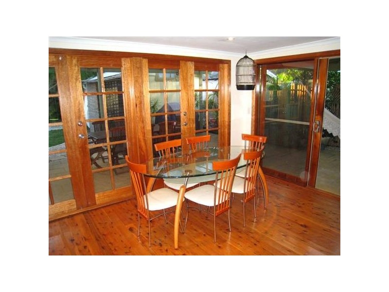 9 Lido Ave, North Narrabeen NSW 2101