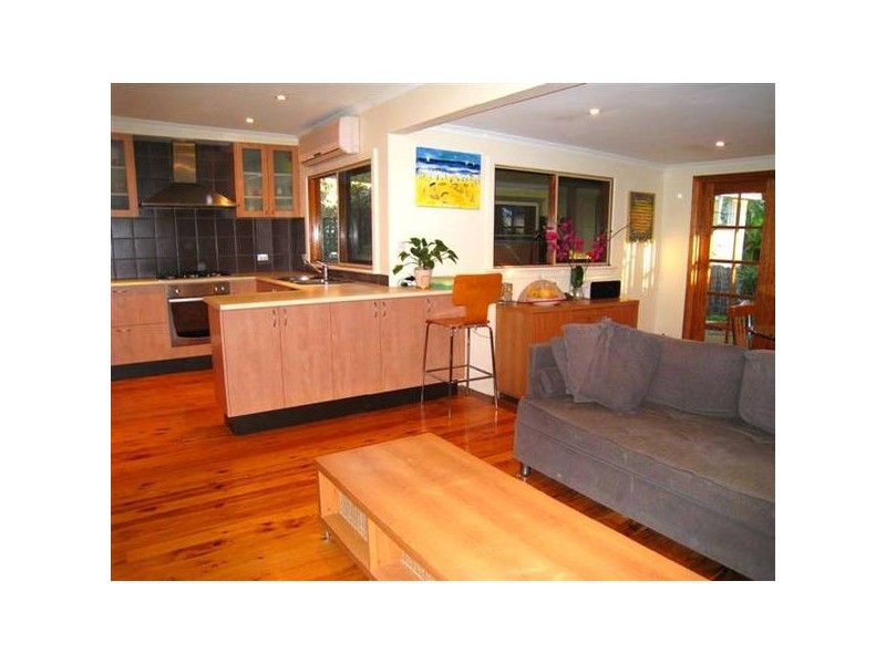 9 Lido Ave, North Narrabeen NSW 2101