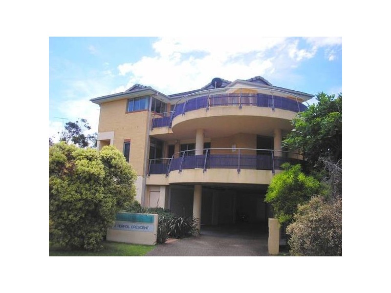 1/5 Terrol Crescent, Mona Vale NSW 2103