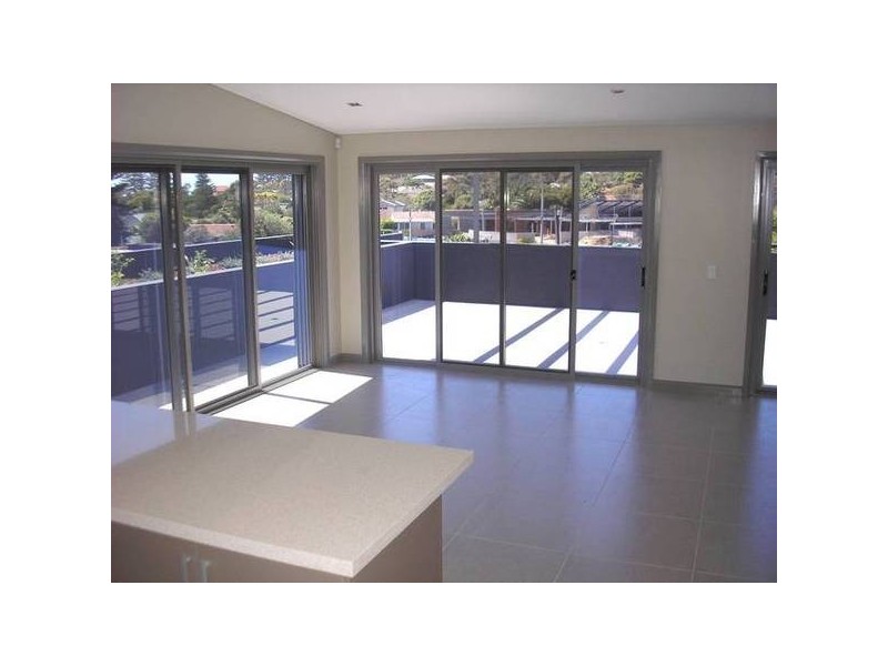 2/313 Barrenjoey Road, Newport NSW 2106