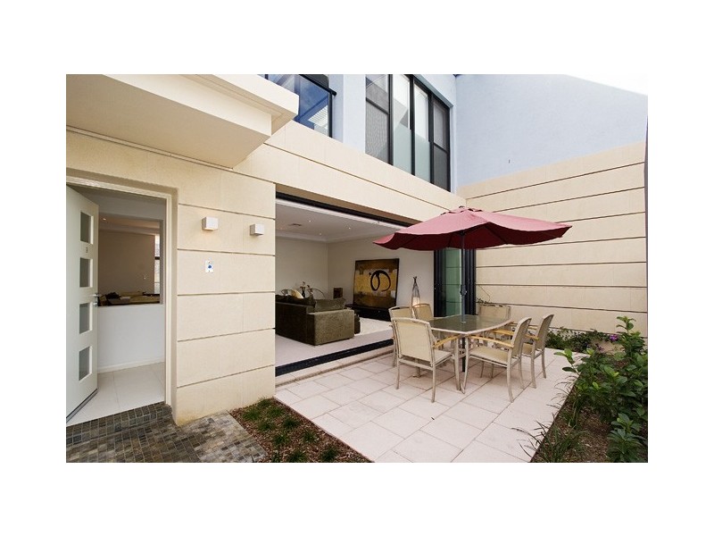 14/34-36 Golf Ave, Mona Vale NSW 2103
