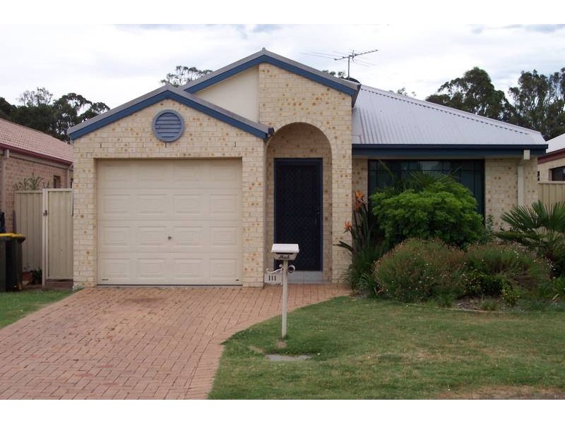 111 Manorhouse Blvd, Quakers Hill NSW 2763