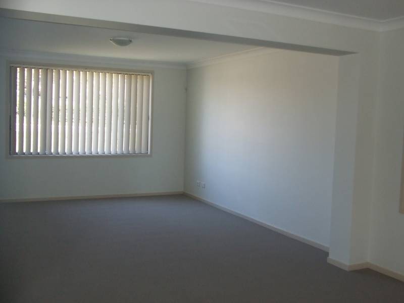 2 Candlenut Grove, Parklea NSW 2768