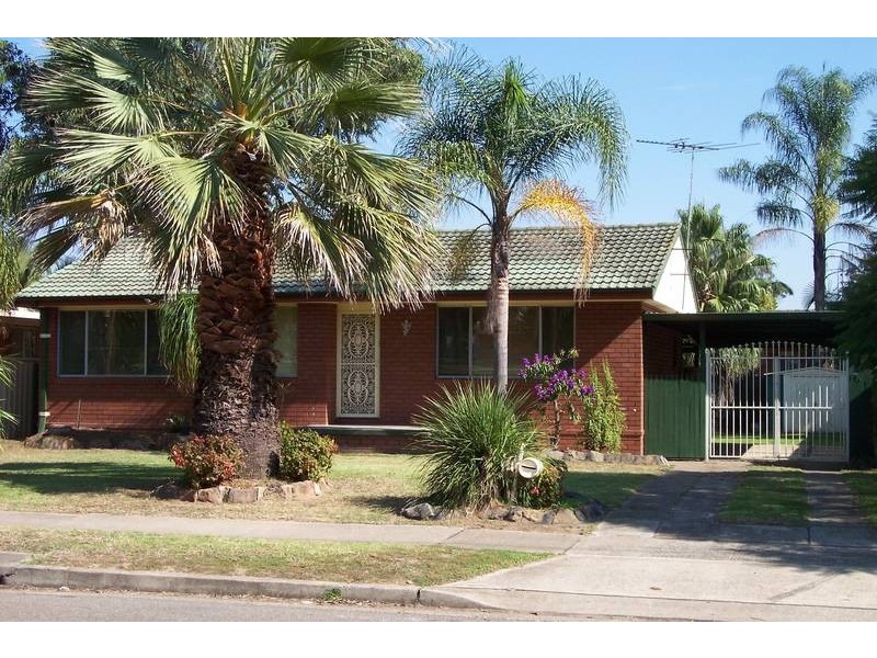 71 RAILWAY ROAD, Quakers Hill NSW 2763