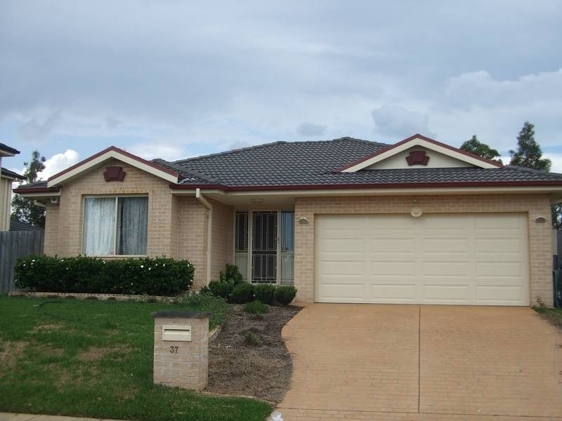37 Kentwell Cres, Stanhope Gardens NSW 2768